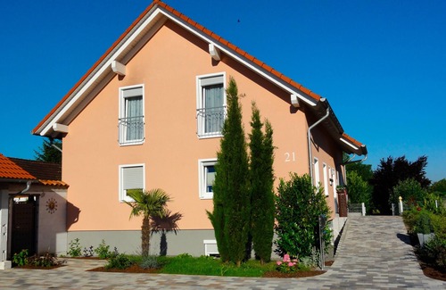 Kappel-Grafenhausen Apartment | Vacation apartment/apartment for 2 guests with 51m² in Kappel-Grafenhausen (18005)