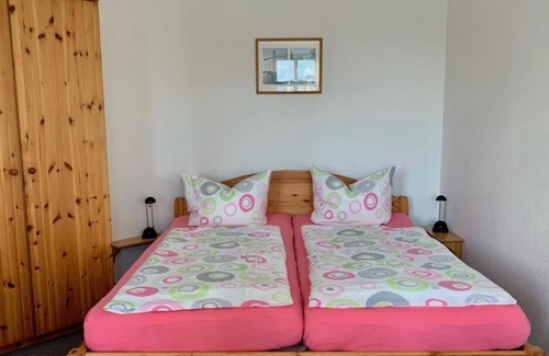 Warnemuende Apartment | Vacation apartment "Möwe 1" only 100 steps to the beach