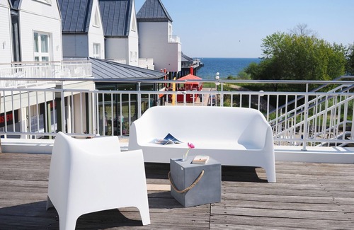 Heringsdorf Apartment | Vacation apartment with 2 bedrooms and terrace