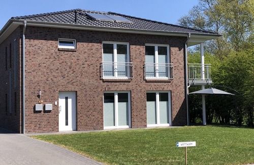 Fedderwardersiel Apartment | Vacation apartment Seeigel with sauna, directly on the dike
