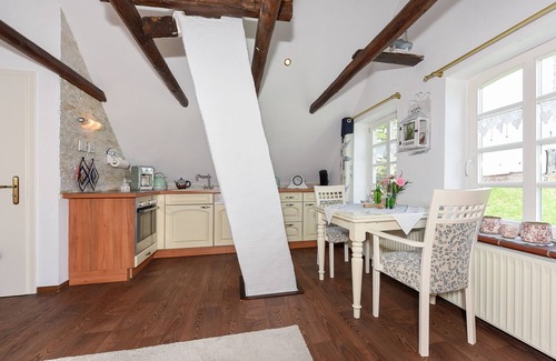 Neuharlingersiel Apartment | Vacation apartment Nordseeblick - Holiday apartments in Haus Hafenjuwel in