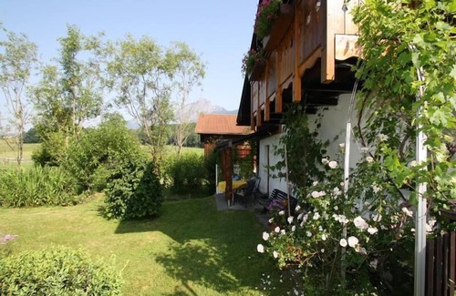 Gmain Apartment | Vacation apartment Staufen in rural surroundings with 70 sqm, 2 bedrooms up to 5 persons