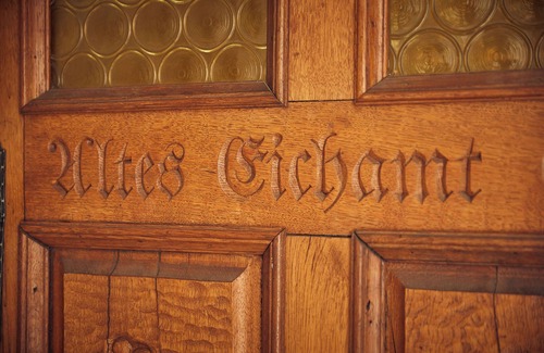 Historic Downtown Apartment | Vacation apartment Altes Eichamt