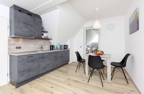 Wittmund Apartment | Vacation apartment 2 in Haus Meeresbrise Carolinensiel - Holiday apartments 2 and 3 in the