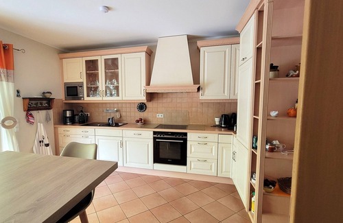 Mariendorf Apartment | Vacation apartment/apartment for 5 guests with 150m² in Mariendorf (296041)