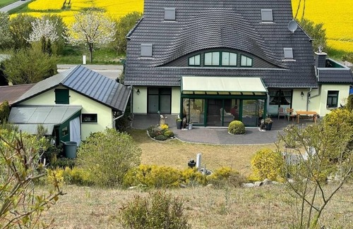 Mariendorf Apartment | Vacation apartment/apartment for 5 guests with 150m² in Mariendorf (296041)