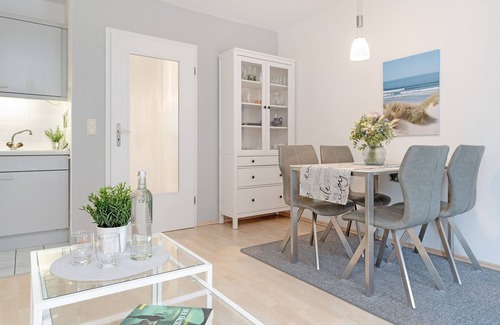 Scharbeutz Apartment | Vacation apartment/apartment for 3 guests with 43m² in Scharbeutz (286753)