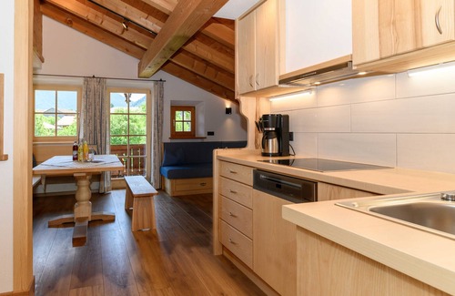 Fischhausen Apartment | Vacation apartment Alpenrose - The Anderlbauer by the lake