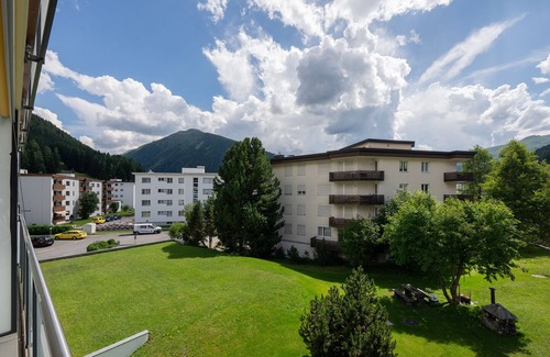 Davos-Dorf Apartment | Vacation apartment/apartment for 7 guests with 90m² in Davos Dorf (296604)