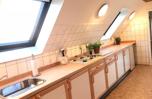 Gudhjem Apartment | Vacation apartment/apartment for 2 guests with 65m² in Gudhjem (105371)