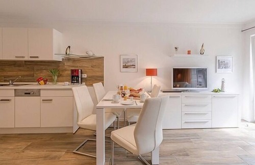 Zingst Apartment | Vacation apartment/apartment for 3 guests with 67m² in Zingst (21916)