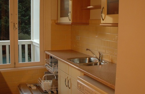 Scheveningen Badplaats Condo | Vacation apartment centre Scheveningen 100 meters from the beach/sea with garage