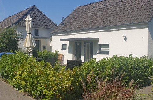 Nordseebad Burhave Apartment | Vacation apartment Nordmöwe Burhave for 2-4 pers. with garden and barbecue - close to the sea