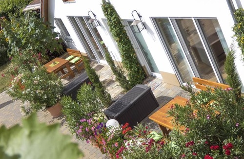 Ruppertsberg Apartment | Vacation apartment "Paradiesgarten" - Winzerhaus im Linsenbusch