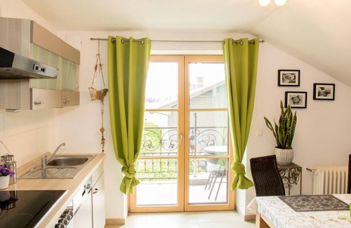 Riedering Apartment | Vacation apartment Eiche 64 sqm with balcony