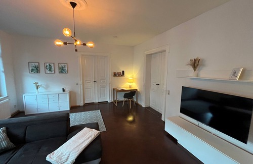 Meerane Apartment | Vacation apartment "Emilie" in a beautiful old villa