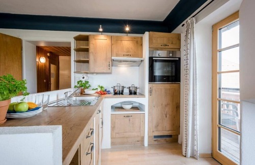 Oberndorf Apartment | Vacation apartment Hartsee 52sqm, 2 bedrooms, fireplace, balcony
