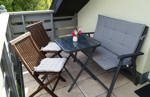 Wiemeringhausen Apartment | Vacation apartment in the attic, 1 bedroom, max. 2 persons