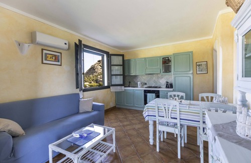 Arzachena Apartment | Vacation apartment in a country side villa