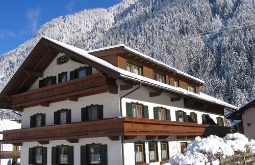Mayrhofen Apartment | Vacation apartment Pension Eberharter Mayrhofen, centrally but quietly located