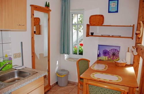 Seedorf Apartment | Vacation apartment Pusteblume with terrace - Appartementhaus zur Brücke directly on the