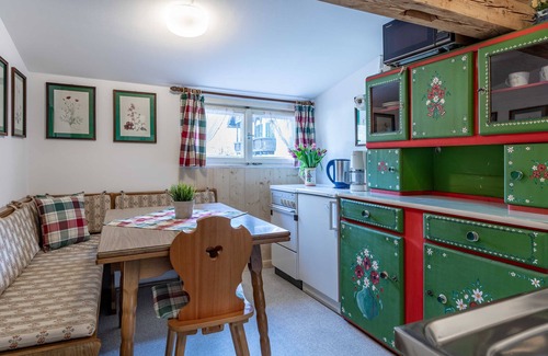Schliersee Apartment | Vacation apartment Schwalbennest - Guesthouse Forelle am See