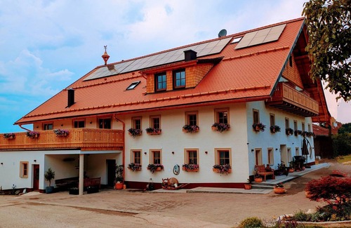Weyregg am Attersee Apartment | Vacation apartment Schafberg - Bachbauer am Attersee