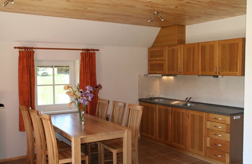 Varve House | Vacation apartment surrounded by meadows and forests and a swimming lake nearby