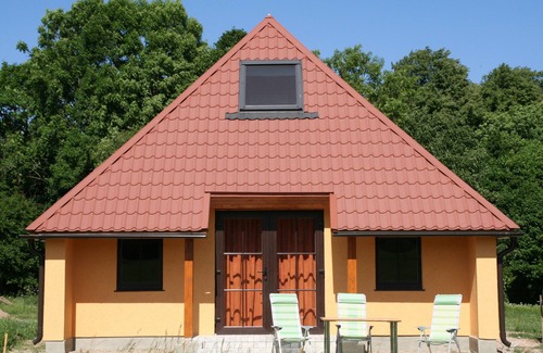 Varve House | Vacation apartment surrounded by meadows and forests and a swimming lake nearby