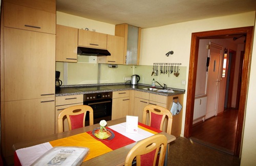 Großzschachwitz Apartment | Vacation apartment with 2 separate bedrooms