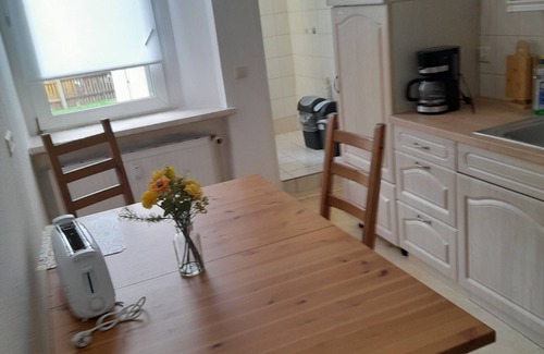 Zwickau Apartment | Vacation apartment with 2 bedrooms near the August Horch Museum