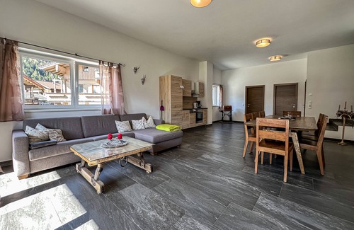 Hollersbach im Pinzgau Apartment | Vacation apartment/apartment for 8 guests with 100m² in Hollersbach im Pinzgau (273146)