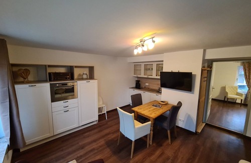 Niederdorla Apartment | Vacation at the center. New vacation apartment in the old Mehlager