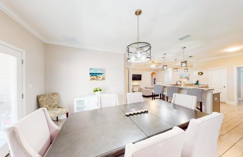 Navarre House | Vacation Breeze