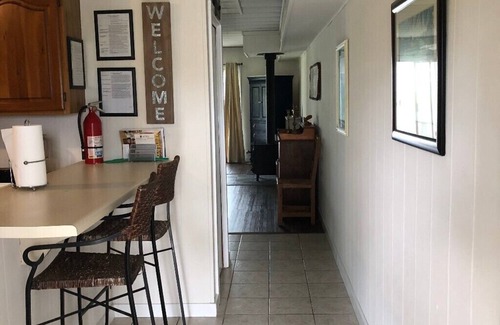 Selbyville House | Vacation Condo with a Cottage Feel