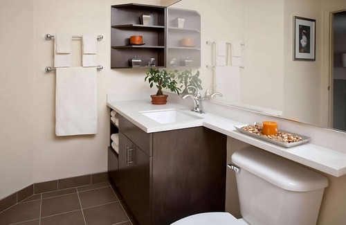 Somerset Hotel | Vacation Day Is Always A Great Idea! Enjoy Comfortable unit with Kitchen