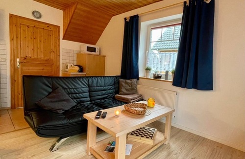 Friedrichskoog-Spitze House | Vacation home Backbord quietly located large terrace only 300m to the green beach
