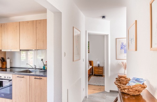 Liggeringen Apartment | Vacation apartment "Pinie" in Radolfzell-Liggeringen with terrace