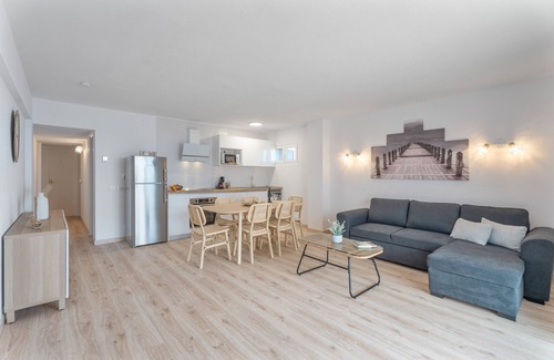Tabaiba Apartment | Vacation 'La Bahia' with breathtaking mountain and sea views from the terrace