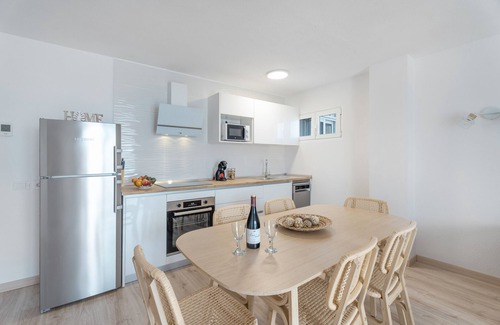 Tabaiba Apartment | Vacation 'La Bahia' with breathtaking mountain and sea views from the terrace
