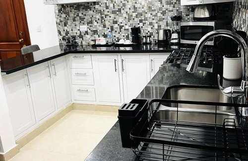 Moca House | Vacation Family Home-5min from STI airport sleep 6 WiFi +Netflix
