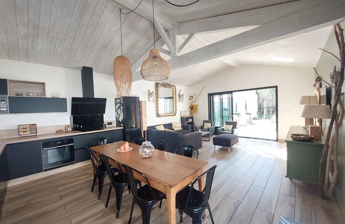 Domino House | Vacation home in Domino