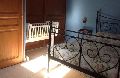 Saint-Privat-des-Vieux House | Vacation rental in a green setting with swimming pool