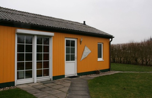 Nordholz House | Vacation home Fischers Nest 17 in DORUM-NEUFELD