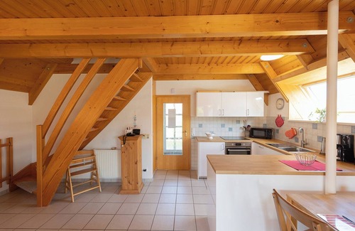 Dorumer Neufeld House | Vacation home Wolf. Cozy and close to the beach
