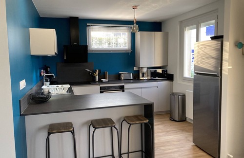 Saint-Quay-Portrieux House | Vacation home, 400m from the sea in a quiet, well-located area