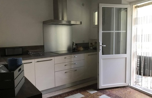Buis-les-Baronnies House | Vacation Home "Maison De Village En Drome Provençe" with Mountain View, Private Terrace & Wi-Fi