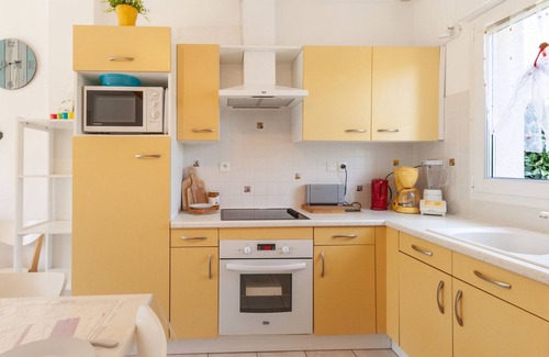 Hauteville-sur-Mer House | Vacation home Oscar by Interhome