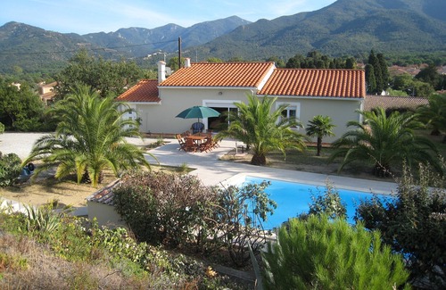 Laroque-des-Alberes House | Vacation home with private pool at the foot of the Pyrenees and close to the beach