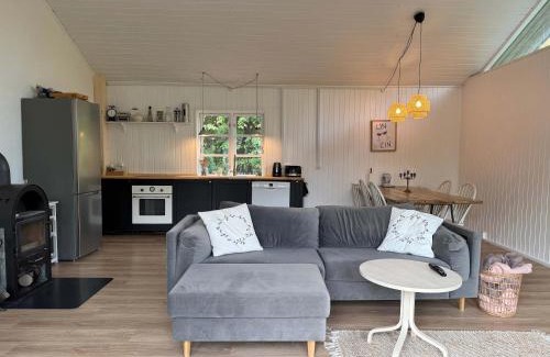 Yderby House | Vacation home 1 minute away from the Beach